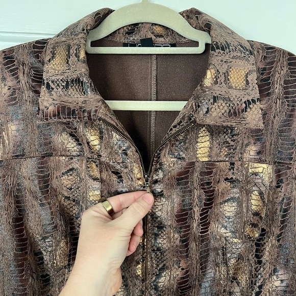 Vintage Linear Snake Print Jacket – Faux Leather Metallic Bronze Size M/L - Picture 4 of 9